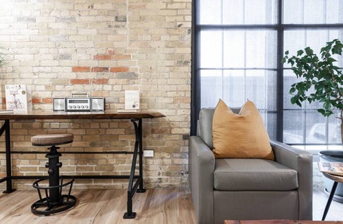Stratford Apartment | Bradshaw Lofts: The Bevan (King)