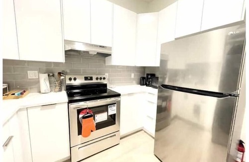 Marpole House | Brand New cozy convenient suite near airport/skytrain