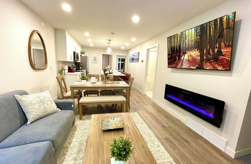 Harvie Heights Apartment | Brand New Luxury Condo at Banff Entrance/Spectacular mountain view/Sleep 6 guest