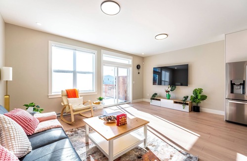 Halifax House | Brand New Luxury 5 Bedroom Home in Halifax