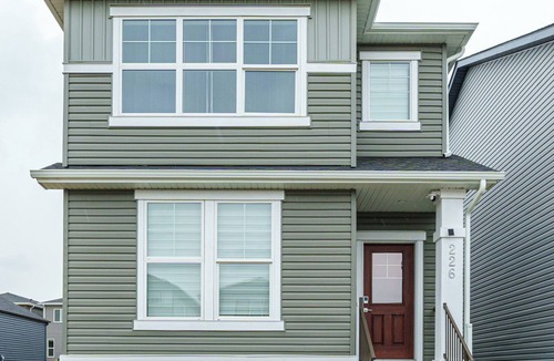 Evanston House | Brand New Sleek 4BR Cozy Home with Main floor BR and Full BA, Sleeps 8