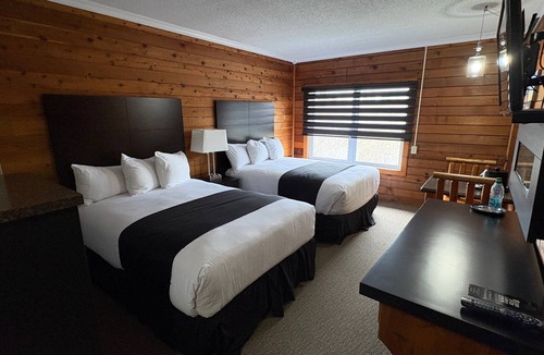 St. Peters Hotel | Bras d'Or Lakes Inn
