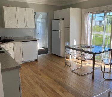 Lower Woods Harbour House | Breakwater Lodge