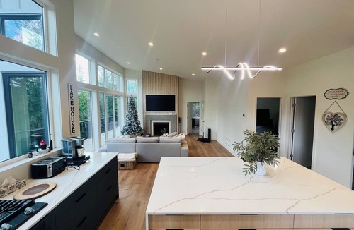 Anglemont Ski Chalet | Breathtaking 4-bedroom retreat on 2.5 private acres with views you won’t forget!