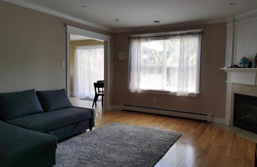 Halifax House | Breeze Inn #3