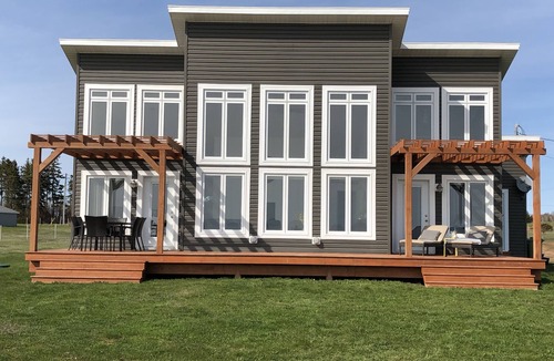 Belle River House | Bright and Airy Oceanfront Beach House!