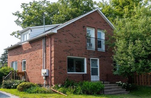 Gatineau Apartment | Bright and spacious 2 bedroom home!