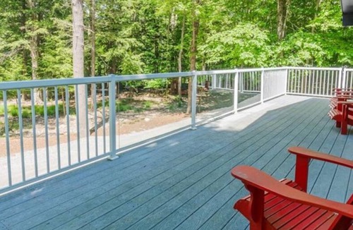 Muskoka Lakes Cottage | Bright Newly Renovated Cottage on Lake Rosseau, 5 mins from Port Carling