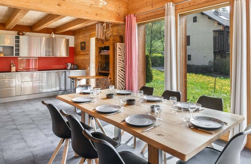 Monetier-les-Bains Ski Chalet | Bright semi-detached chalet with wellness area and games room, Le Monêtier-les-Bains