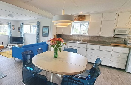 Ragged Island Cottage | Bright, Spacious Beachwalk Cottage: Ocean view, 5 minutes to sandy beaches