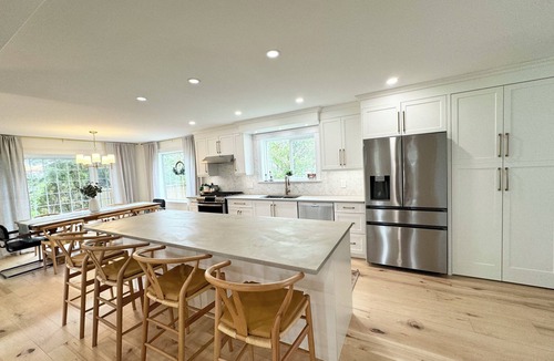Charlottetown House | Brighton renovated 4 Bdrm/3bath with A/C & hot tub - Close to Downtown