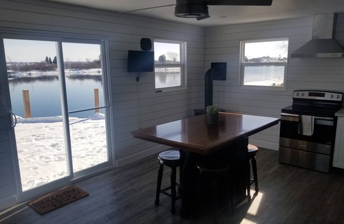 Edwardsburgh/Cardinal Cottage | Built in 2020, Steps to the Majestic St Lawrence River