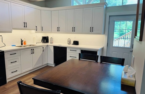 Burk's Falls Apartment | Bulk's Fall River View 2b2b