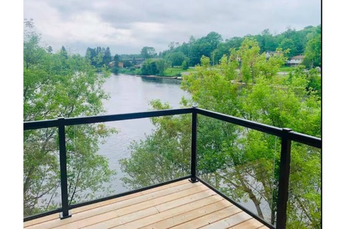 Burk's Falls Apartment | Bulk's Fall River View 2b2b
