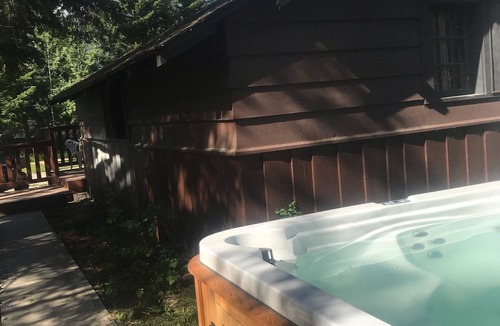 East Kootenay Cabin | Bungalow #8 2 bedroom