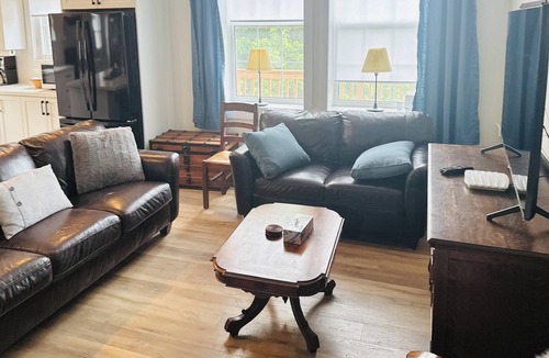 Burk's Falls Apartment | Burk’s Falls Escape 2 Bed 1 Bath