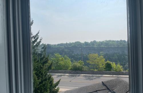 Niagara Falls Bed & Breakfast | Butterfly Manor