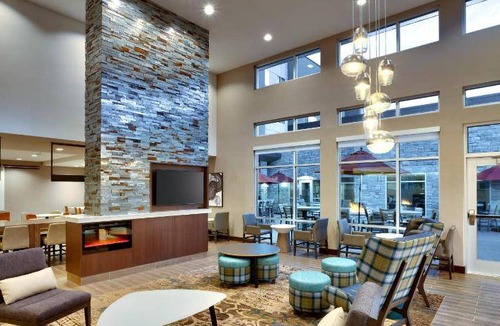 Cote-Des-Neiges—Notre-Dame-De-Grace Hotel | 50 m² Hotel ∙ 8 guests