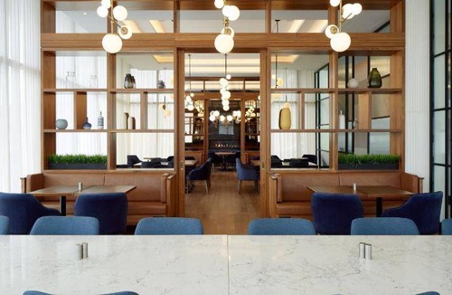 Cote-Des-Neiges—Notre-Dame-De-Grace Hotel | 30 m² Hotel ∙ 4 guests