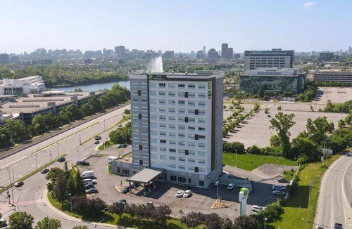 District Saint - Raymond - Vanier Hotel | 470 m² Hotel ∙ 127 guests