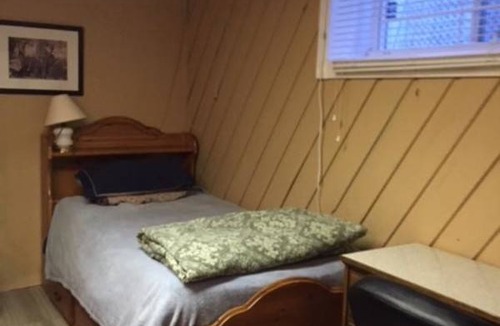 Forest Lawn Resort | Private room ∙ 1 guest