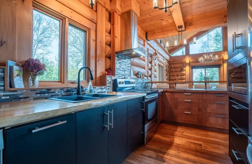 Val-des-Lacs House | Belvedere | Hot Tub | Incredible View | 8 guests