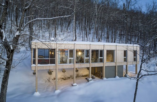 Petite-Riviere-Saint-Francois House | Tree house Chez Leon