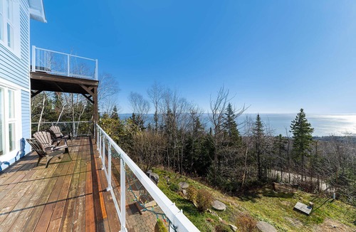 Petite-Riviere-Saint-Francois Ski Chalet | SPA & Mountain View - Condo Lapaix-Ski