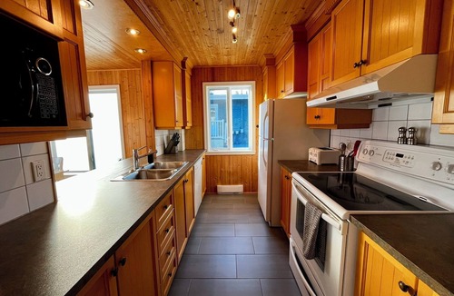 Saint-Francois-Xavier-de-Brompton Cottage | P'tit St-François