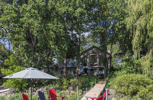 Saint-Georges-de-Clarenceville Ski Chalet | Lake Champlain Oasis