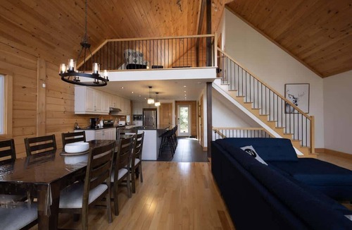 Sainte-Marguerite-du-Lac-Masson Ski Chalet | Edge of the lake Walfred - Spa - Mistral Club