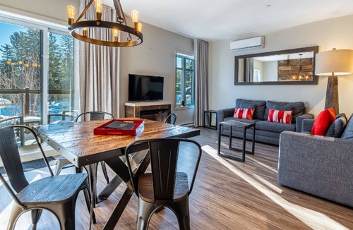 Sainte-Marguerite-du-Lac-Masson Apartment | The Viking Resort & Marina is a resort located in the Laurentians region.