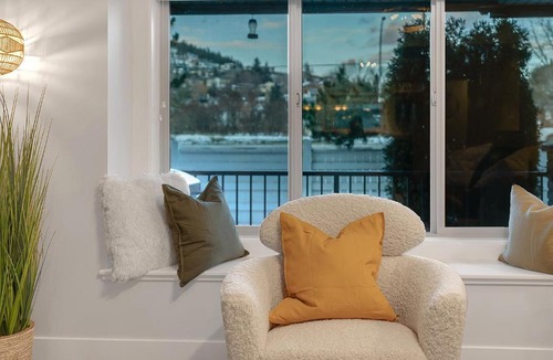 Black Mountain House | Cabin In The city