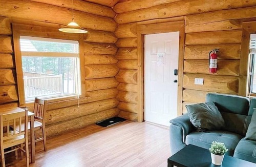 Lac Le Jeune Cabin | Cabin(s) available for family(s) next to other
