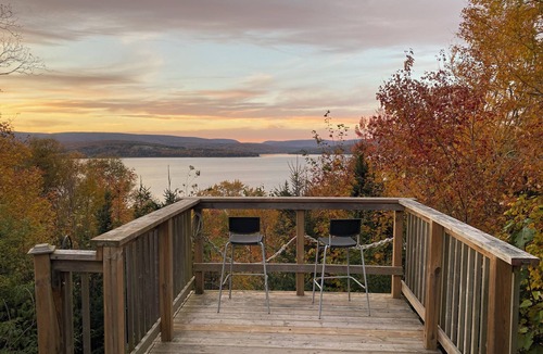 Boularderie Cottage | Cabot Trail Seaside Cabin - The Canopy