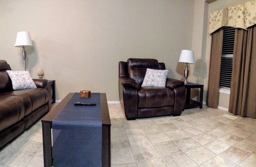Gull Lake House | Campbell's Clean & Comfortable Modern Duplex 4472A