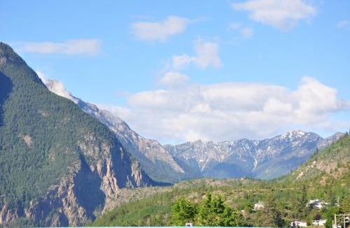 Lillooet Hotel | Canadas Best Value Inn Mile-0-Motel Lillooet