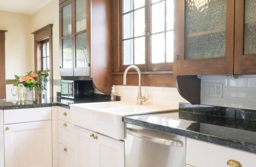 Old Town Historic District House | Captain’s Quarters, Updated Bungalow, Steps from Queen Street