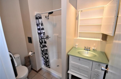 Vernon Apartment | Carew House