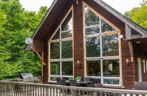 Val-des-Lacs Cabin | Carriole, à Val-des-Lacs, Laurentides