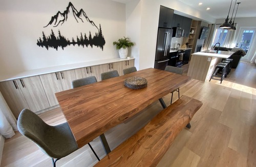 East Kootenay House | Carsonland Getaways Panorama BC