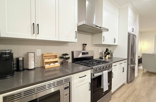 Calgary House | Casa Koko | Luxe 3BR Getaway