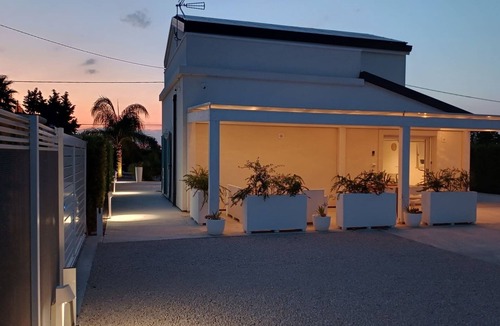 Policoro House | CasaDoma B&B Holiday Home - Woody