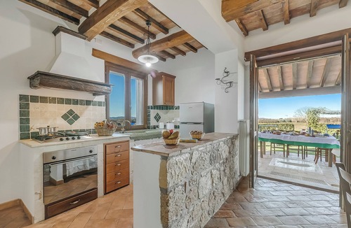 Pitigliano House | Casale Le Sorgenti - Farmhouse with Pool for 8, Pitigliano, Italy