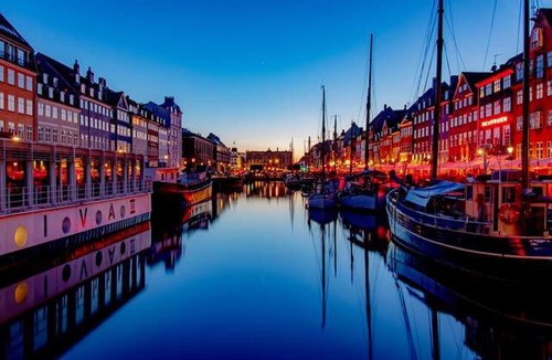 Christianshavn Apartment | Central Copenhagen Cozy Apt Near Tivoli & Nyhavn