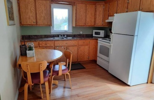 West Covehead Cottage | Centrally located cottage on Covehead Bay