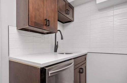 Highland Park House | Centre Street 4 bed Entire Suite 04