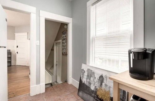 Bankview Apartment | "Ceruleans" 3BR Suite in Calgary