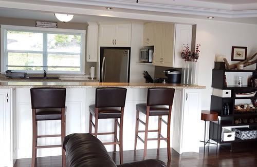 Masons Point Cottage | Charming 3-bedroom cottage in lovely Head Of St Margarets Bay with AC, WiFi