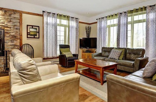 Stoneham Ski Chalet | Chalet ∙ 6 bedrooms ∙ 27 guests